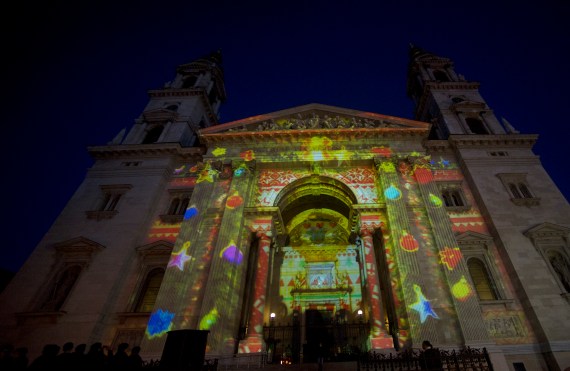 Bazilika-Adventi-Vasar- previous year's snap