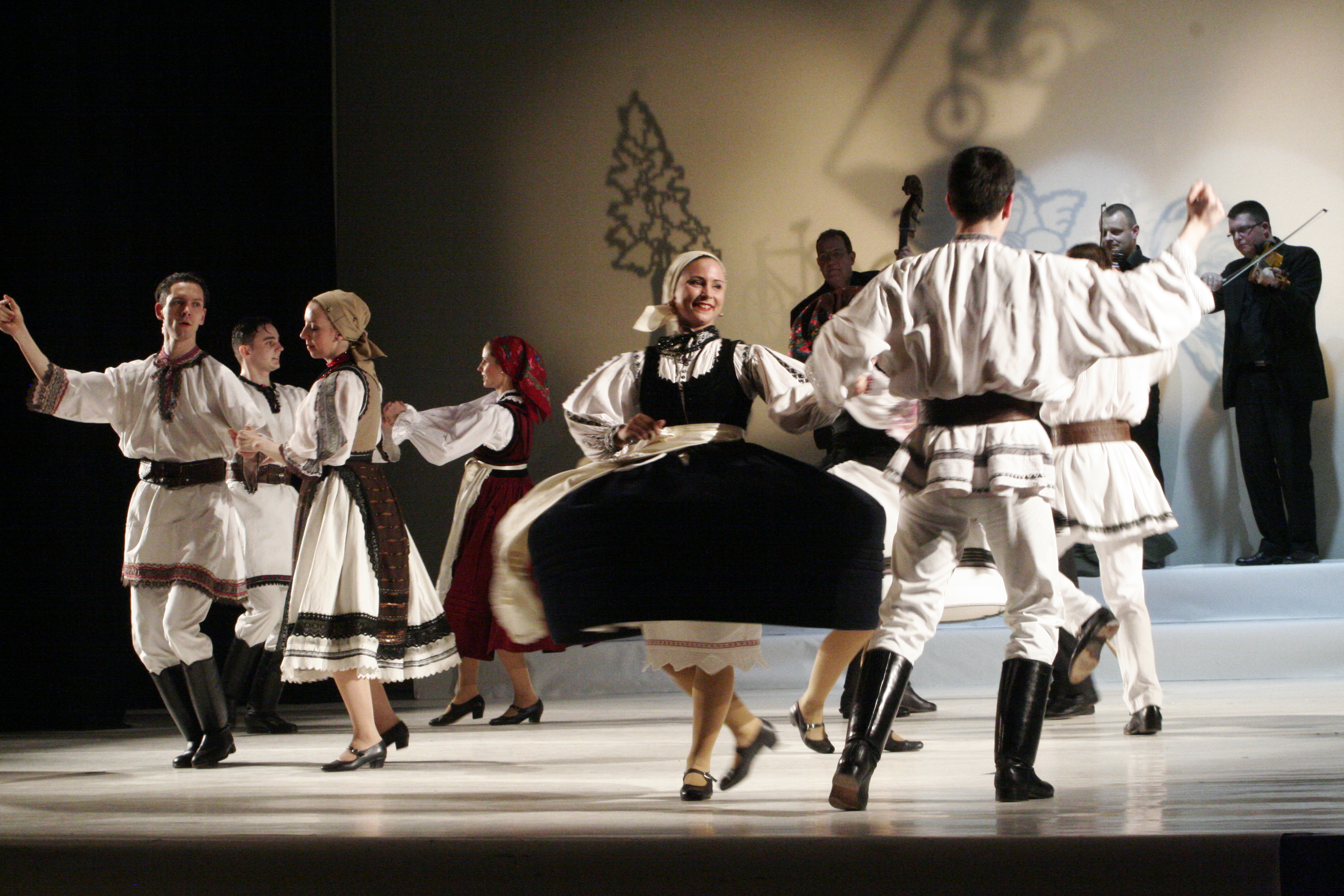 00141328 bittersweet tubéki dénes